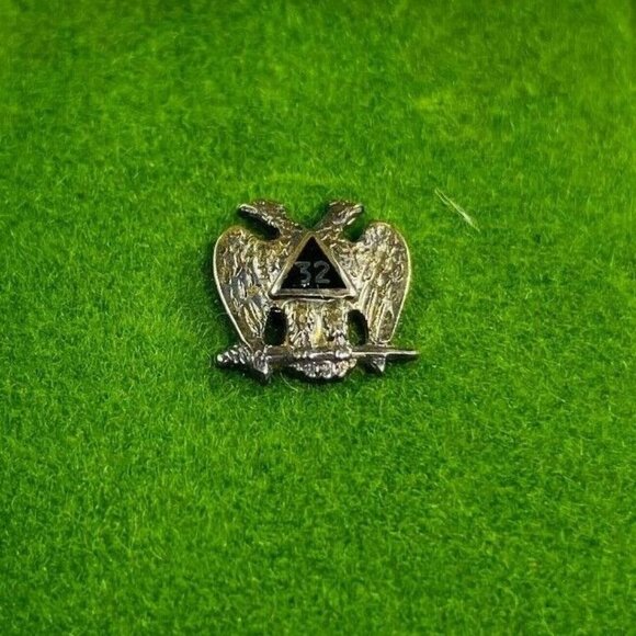Vintage Scottish Rite Masonic Double Headed Eagle Masonic Pin u - Picture 1 of 2